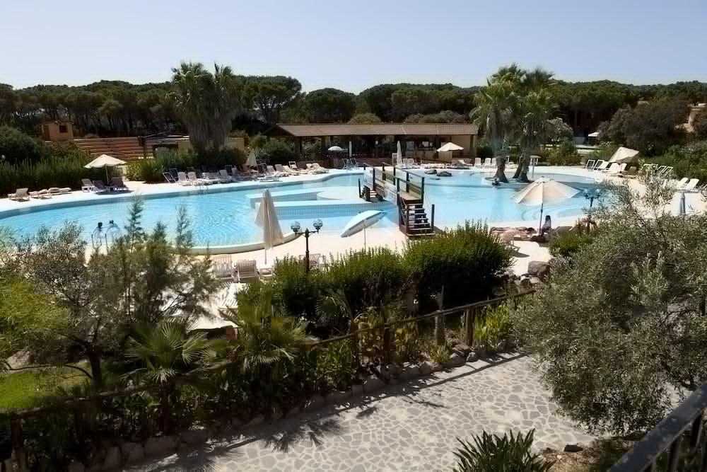 ארבוראה Horse Country Resort Congress & Spa - Hotel Ribot מראה חיצוני תמונה