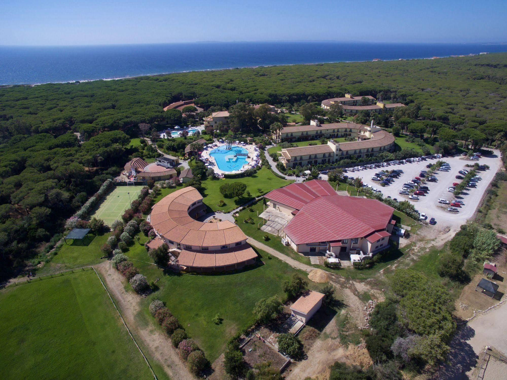 ארבוראה Horse Country Resort Congress & Spa - Hotel Ribot מראה חיצוני תמונה