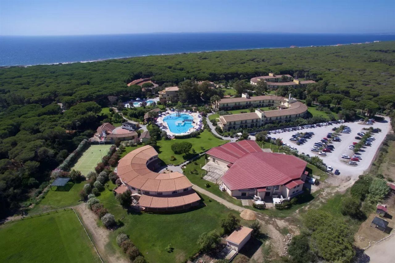 ארבוראה Horse Country Resort Congress & Spa - Hotel Ribot מראה חיצוני תמונה